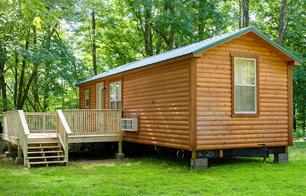 Deluxe cabin at Adventure Bound Four Winds in Portageville NY